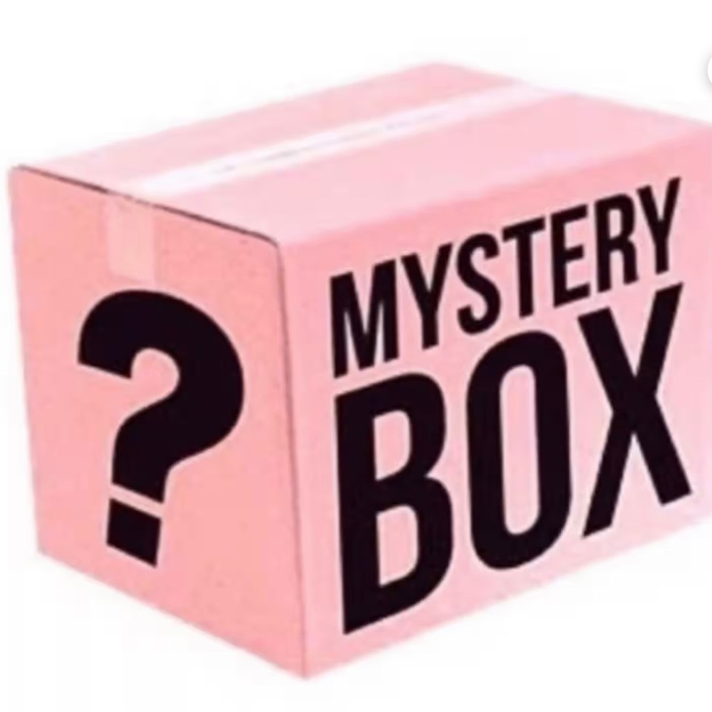 New with Tags Victory Secret Pink Mystery Box